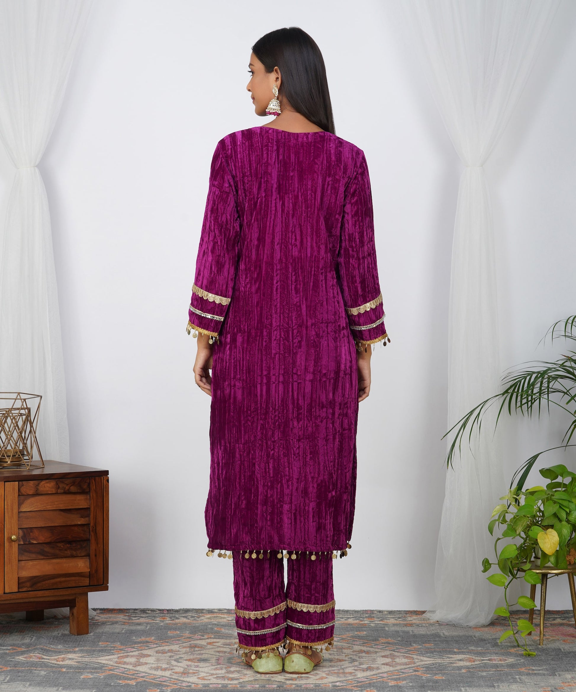 Jamuni Crushed Velvet Suit Set with Shaded Dupatta
