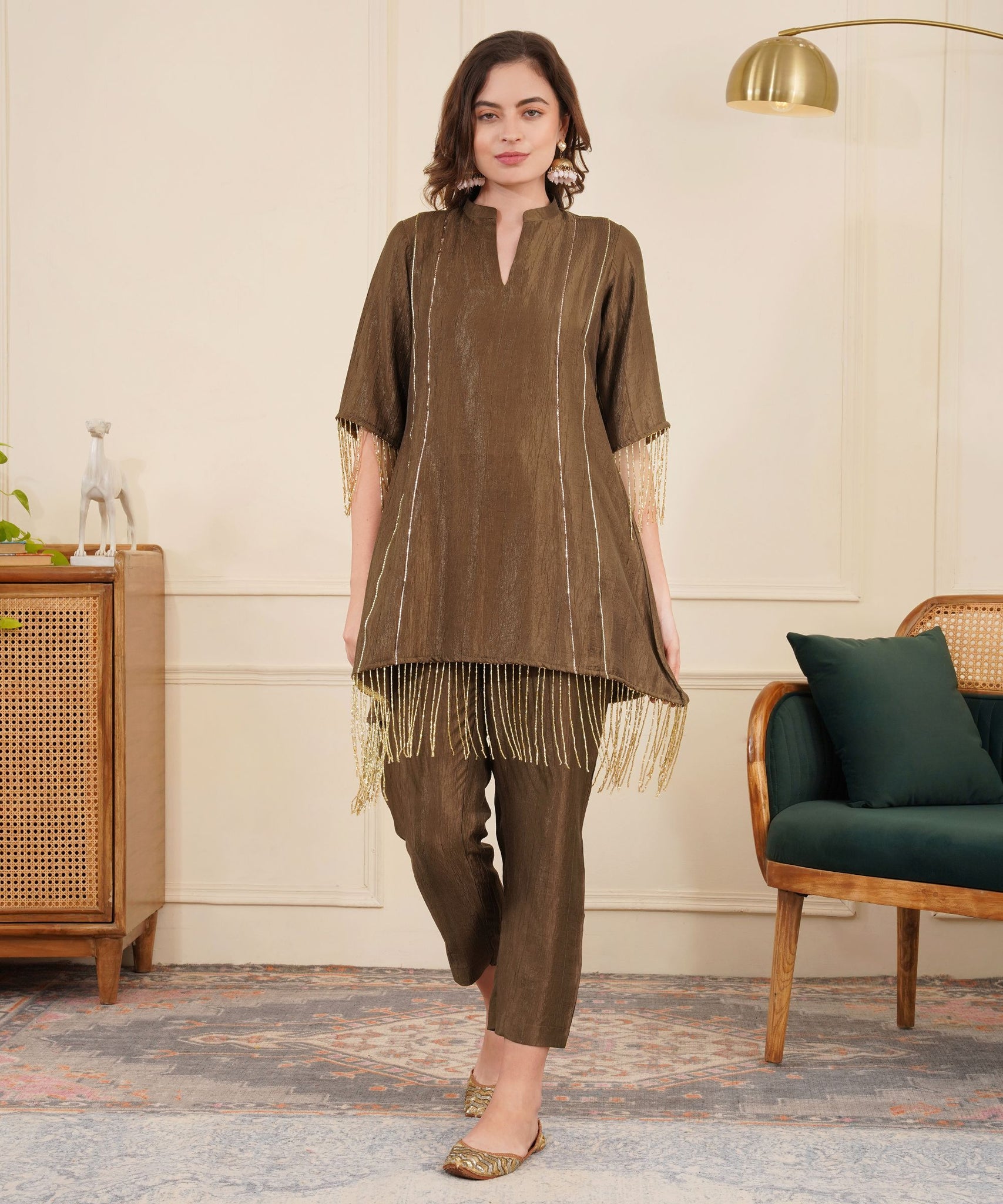 Brown Crushed Silk Tassle cord set