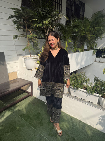 Black Crushed Velvet Cord- Set