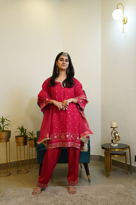 Red Embroidered Kiaraaa Kurta set