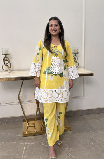 Yellow  Floral Printed Chantilly set